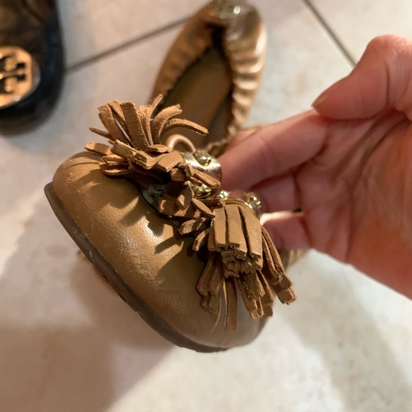 Tory Burch Reese Tassle flats - Tan size 5 - Picture 4 of 5